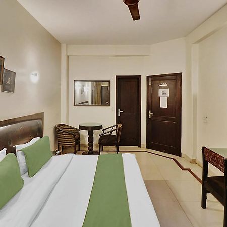 Hotel Fabexpress Lloyd House Nuova Delhi Esterno foto