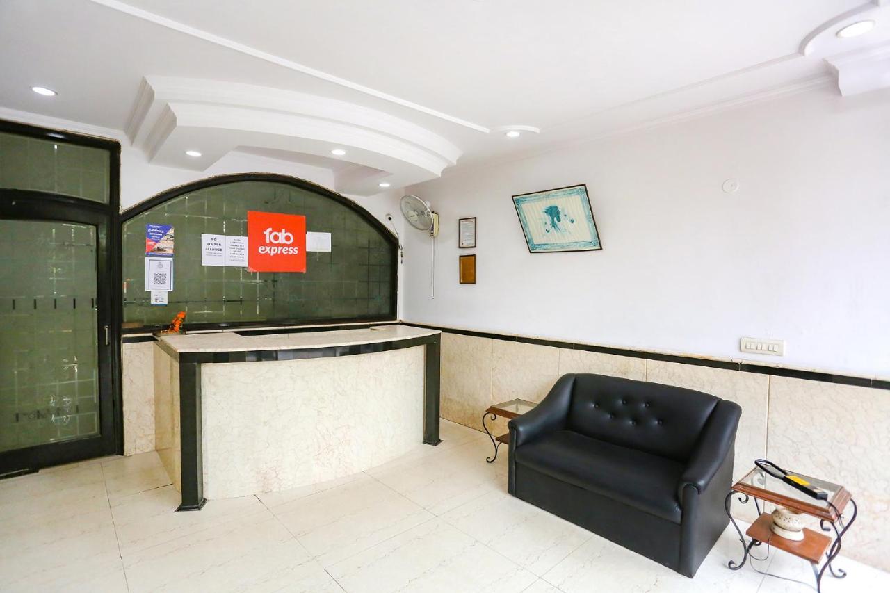 Hotel Fabexpress Lloyd House Nuova Delhi Esterno foto