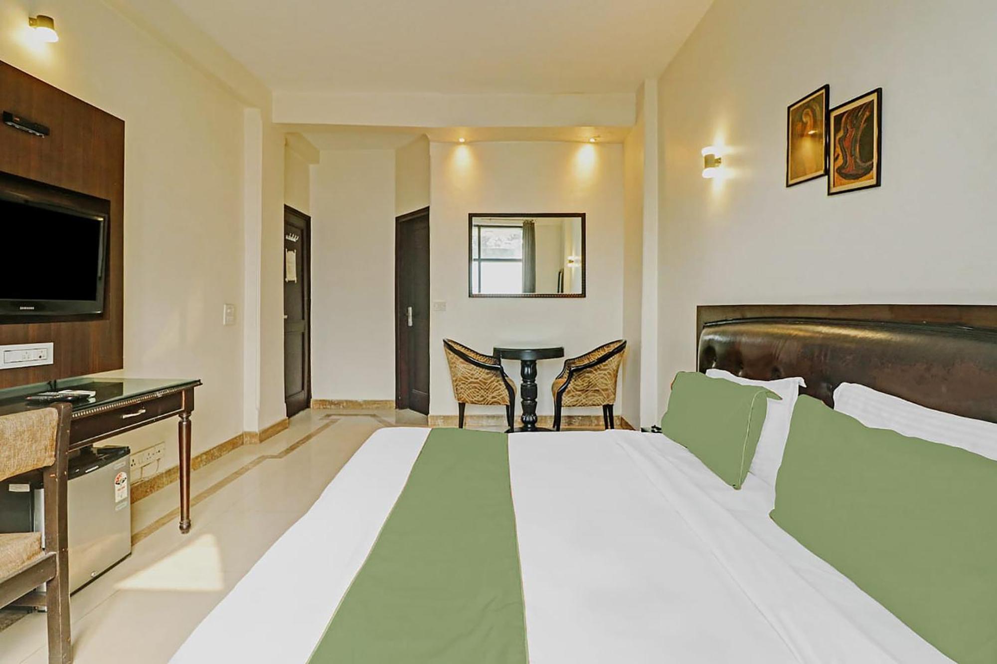 Hotel Fabexpress Lloyd House Nuova Delhi Esterno foto